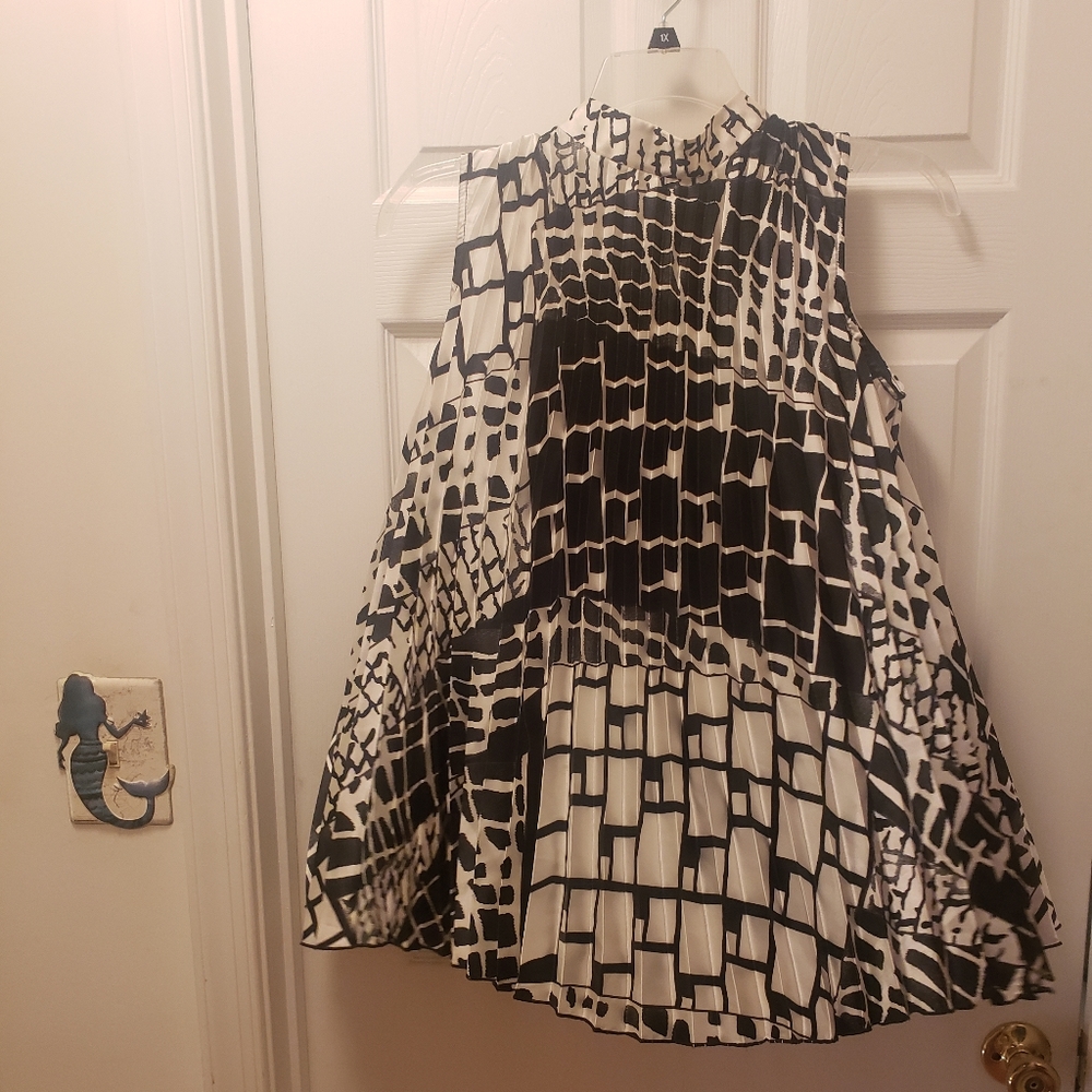 ♥️Lane Bryant Swing Top 14/16♥️
